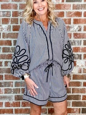 Black& White Striped Embroidered Sleeve Tunic Top and Shorte Set